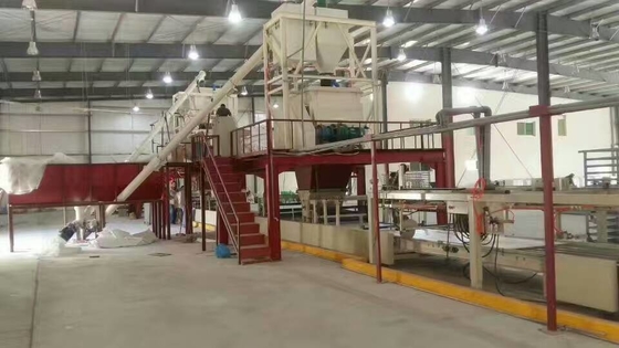 Συμπαγής γραμμή παραγωγής επιτροπής τοίχων τσιμέντου ινών δομών αυτόματη